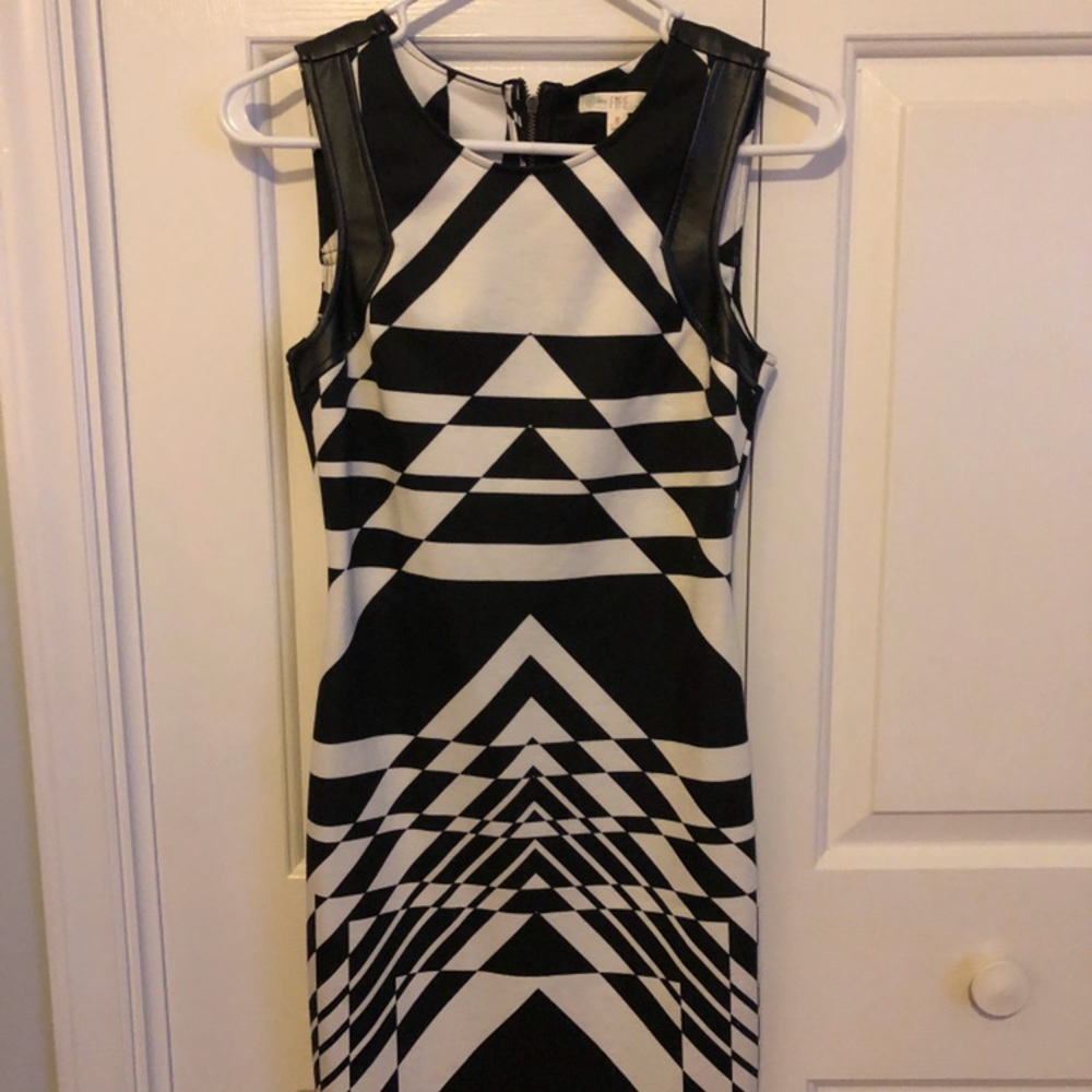 Love, FIRE🖤 Black & White printed dress